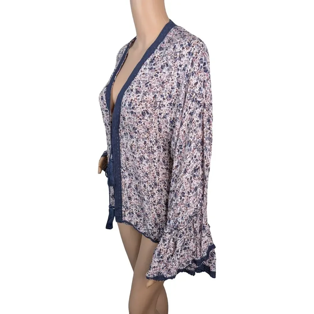Nalini Anthropologie Blue Floral Kimono Top One Size OS Crochet Lace Tassel Boho